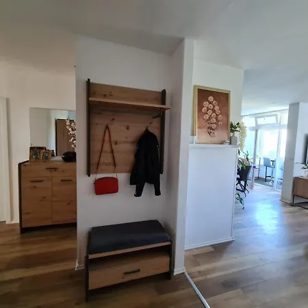 Apartment M's *